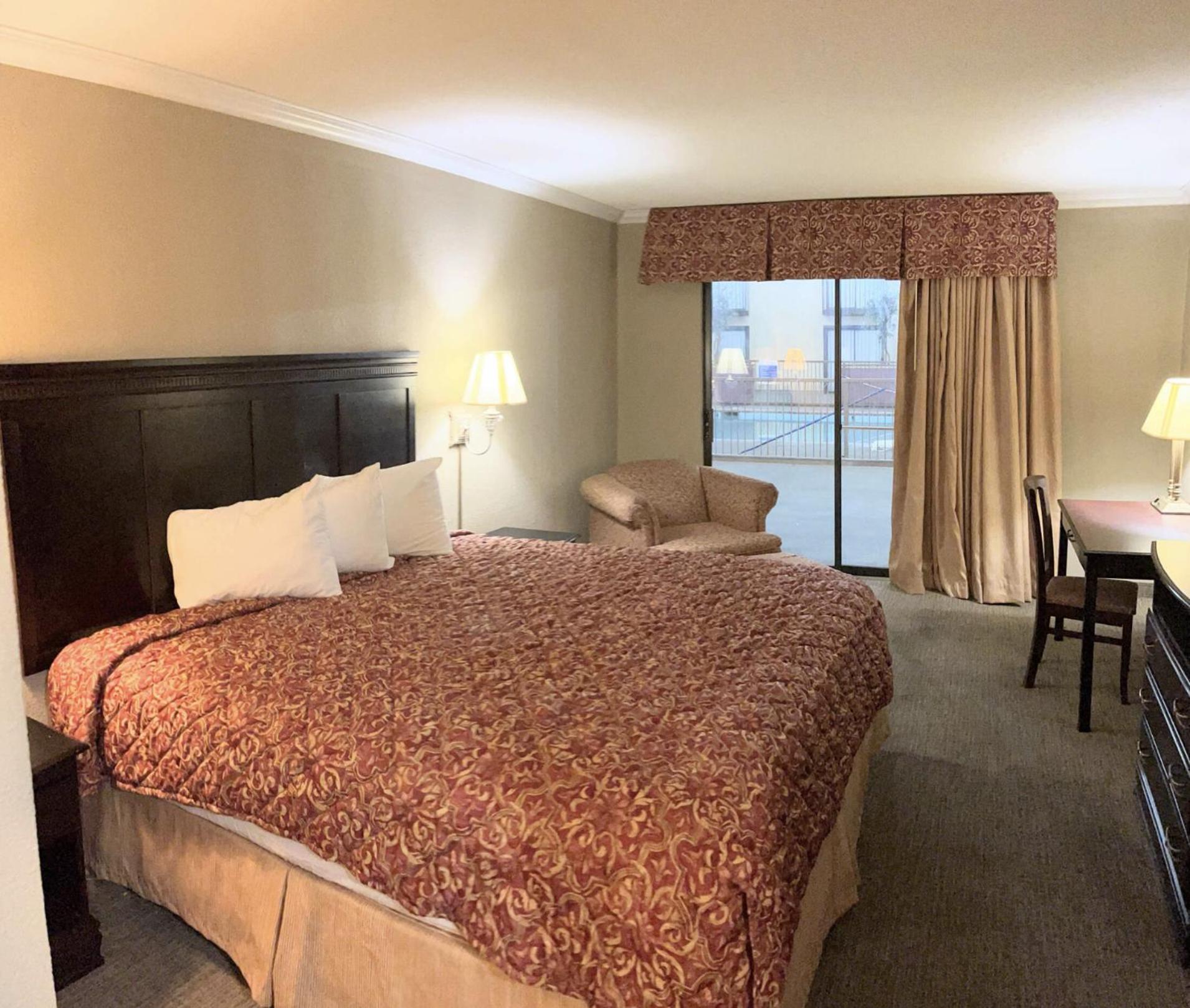 Regency Inn & Suites ألتوس المظهر الخارجي الصورة