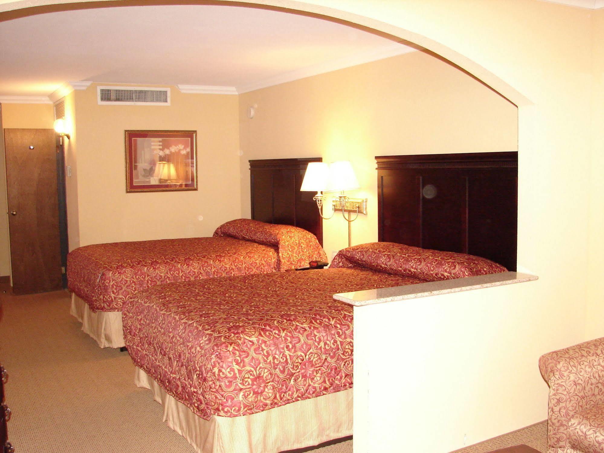 Regency Inn & Suites ألتوس المظهر الخارجي الصورة